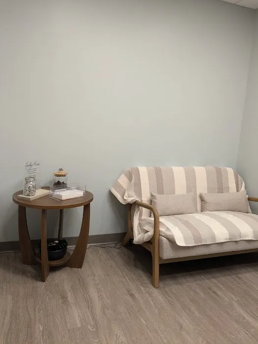 Aurora Pet Hospital 8