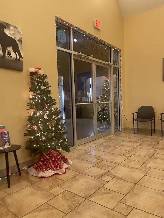 Creekview Veterinary Center 6