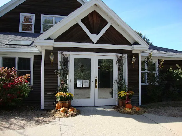 Wells Dog and Cat Hospital 8