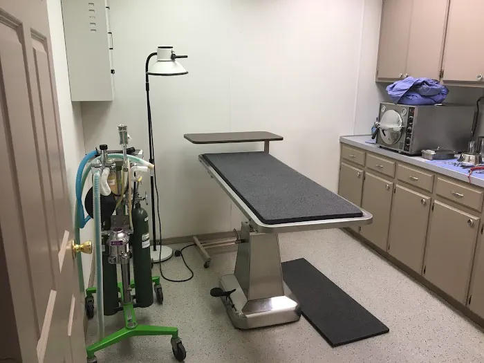 Sallisaw Animal Hospital 3