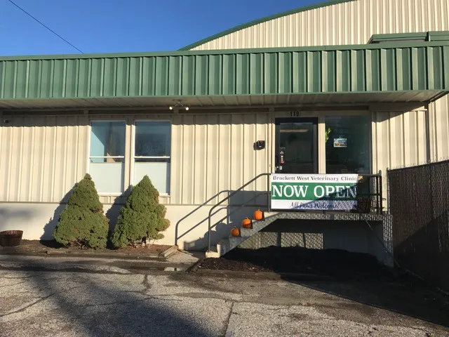 Brackett West Veterinary Clinic 3