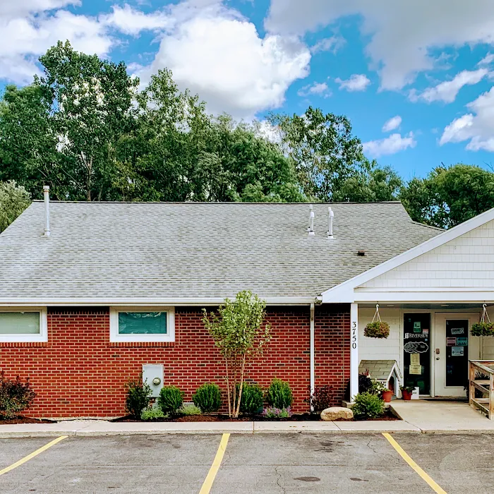 Riverside Veterinary Hospital 10