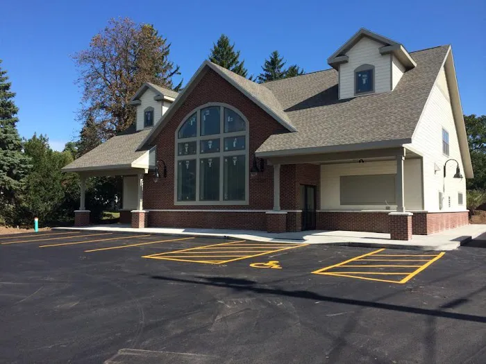 Erie Canal Animal Hospital 10