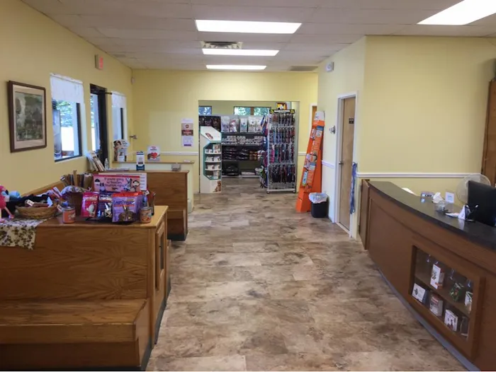Palmer Veterinary Clinic 9