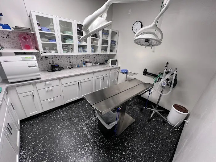 Fort Smith Veterinary Wellness and Urgent Care 8