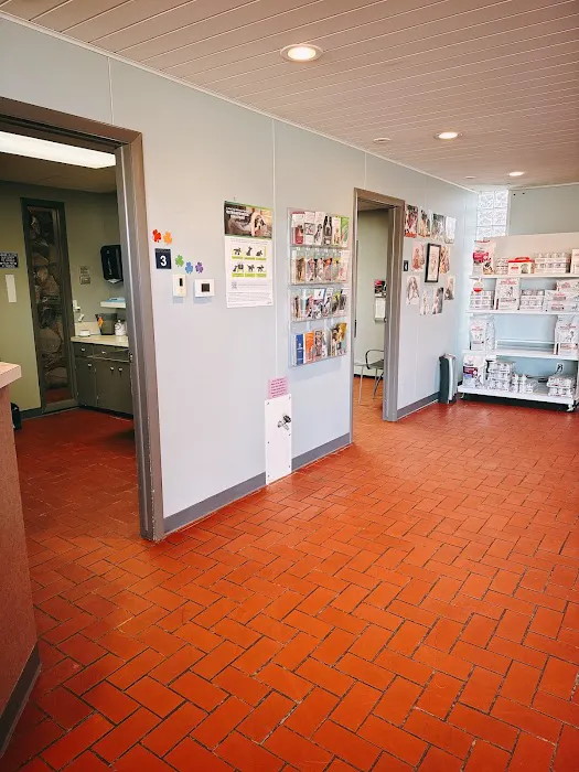 Wyoming Animal Hospital 7
