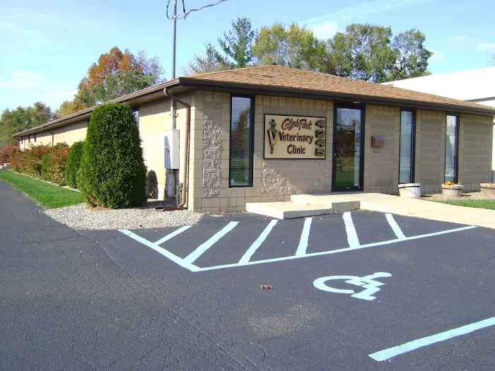 Clyde Park Veterinary Clinic 10