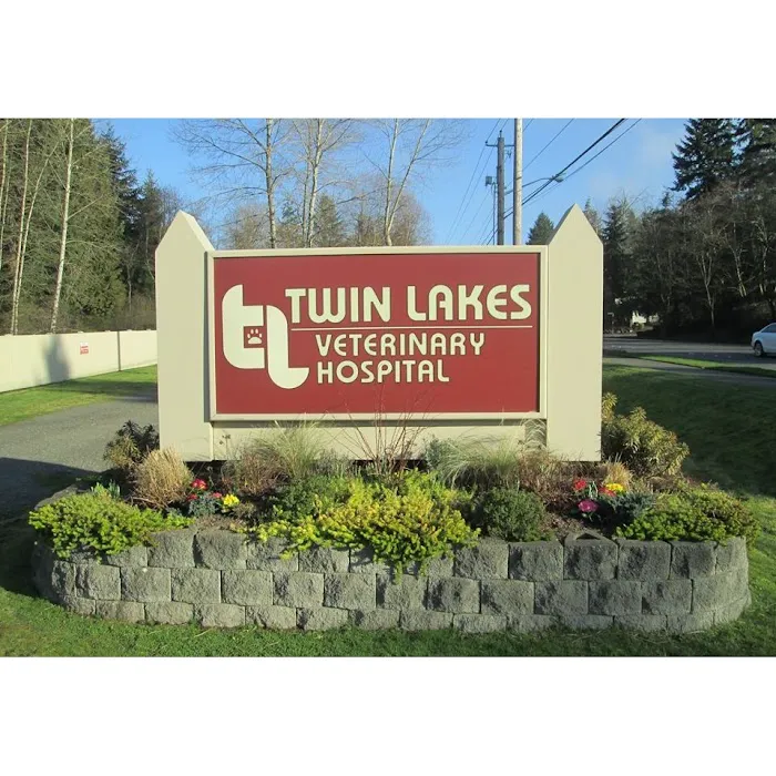 Twin Lakes Veterinary Hospital 9