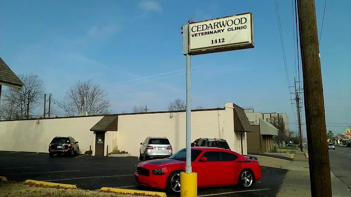 Cedarwood Veterinary Clinic 10
