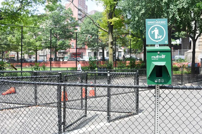 Coleman Oval Dog Run 8