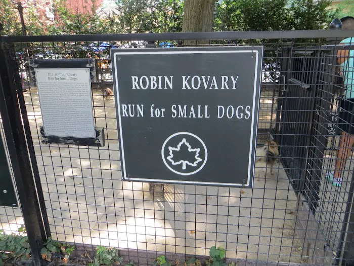 Robin Kovary Dog Run for Small Dogs 4