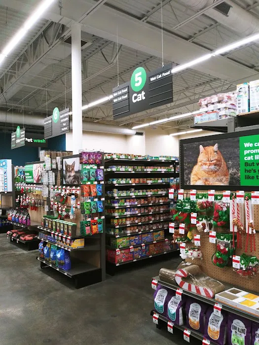 Pet Supplies Plus Charlotte - Elizabeth 6