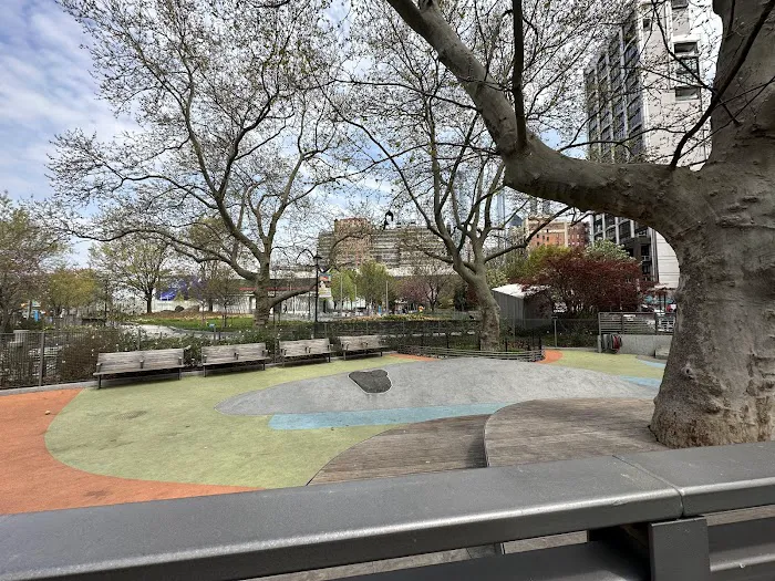 Chelsea Waterside Dog Park 9