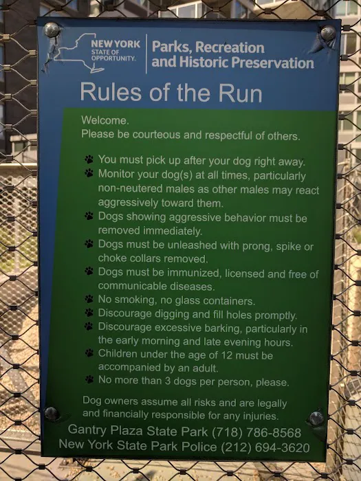 Dog Park Of Gantry Plaza State Park 1