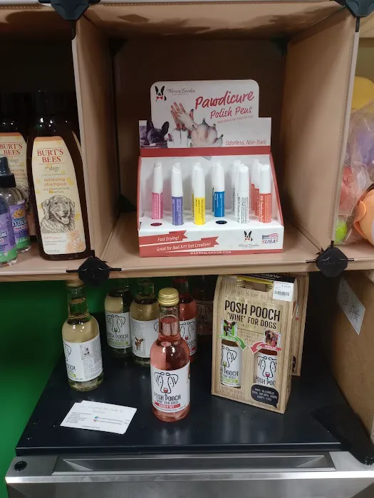 Luv's Gourmet Pet Treats Boutique 3