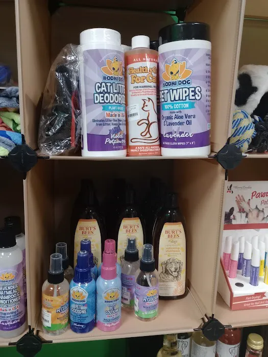Luv's Gourmet Pet Treats Boutique 6
