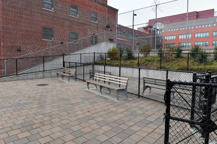 Doughboy Plaza Dog Run 10