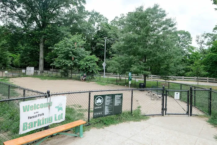 Forest Park Barking Lot 10