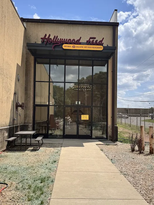 Hollywood Feed Headquarters 7