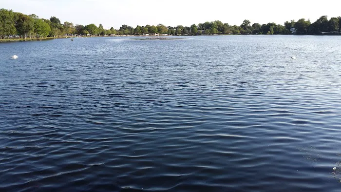 Babylon Village Dog Park (Argyle Lake) 4