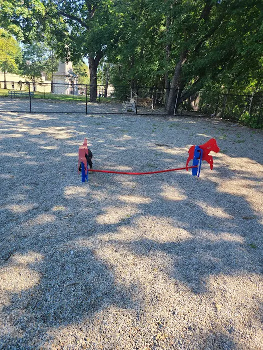 Armory Memorial Dog Park 4