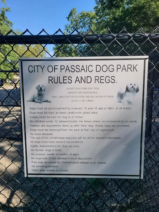 Armory Memorial Dog Park 10