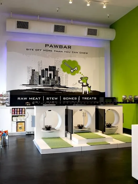 Pussy & Pooch Pethouse and Pawbar 7