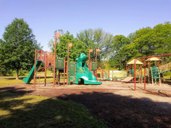 Maple Hill Dog Park 4