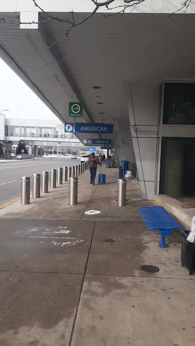 Pet Port (After Terminal E) 4
