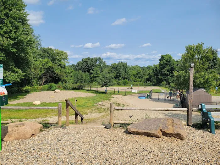 Friends of South Hadley Dog Park 6