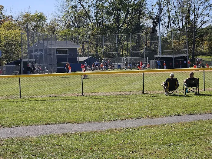 Bennett Cerf Dog Park (Members Only) 2