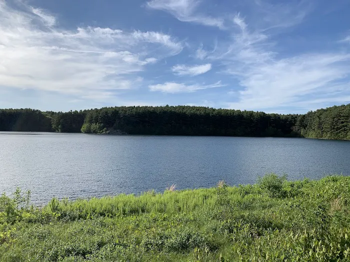Reservoir Walking Trail / Weston 9