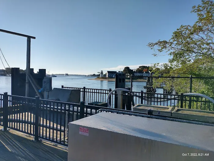 Hyannis Harbor Park 4