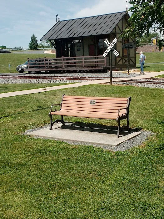 Off-Leash Dog Park @ Norlo Park 7