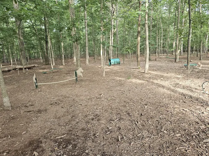 Hal & Berni Hanson Park Wooded Dog Park Off-Leash Area 6