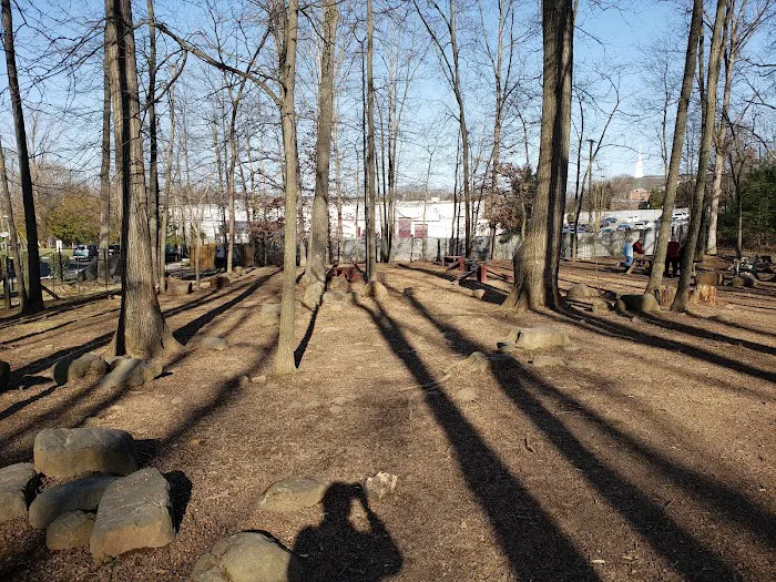 Dulles Gateway Dog Park 8