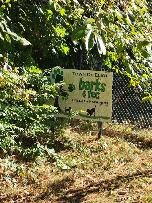 Barks & Rec Dog Park 10