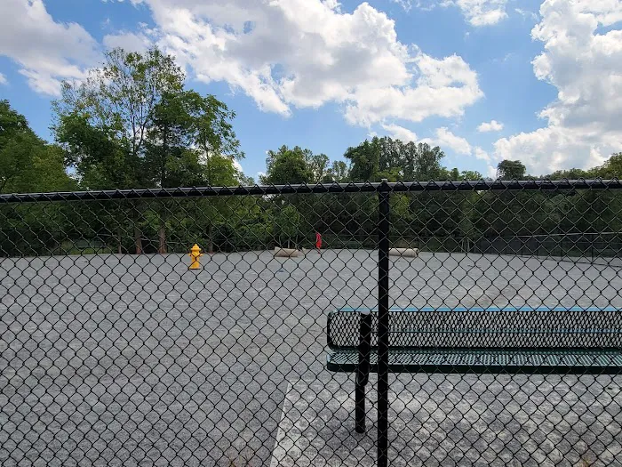 Lucky's Dog Park 3