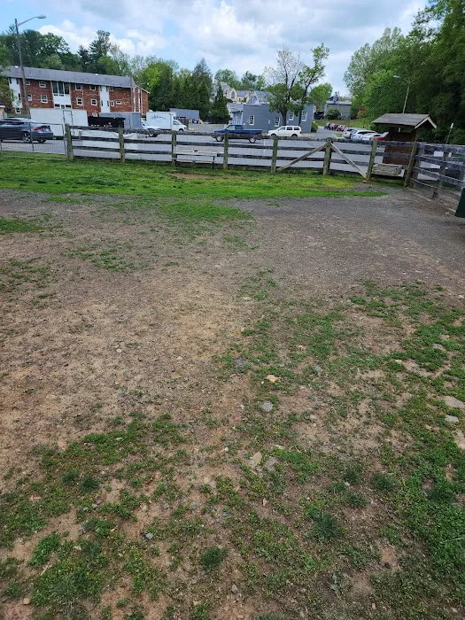 Warrenton Dog Park 6