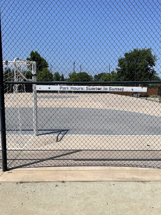 Eastern oak park - dog park 5