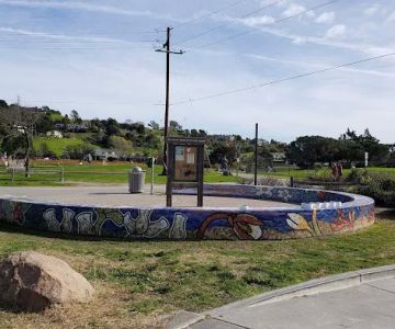 Dog Park | Bayfront Park Mill Valley