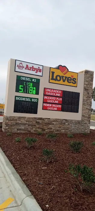 Dog Park at Love's Travel Stops 1