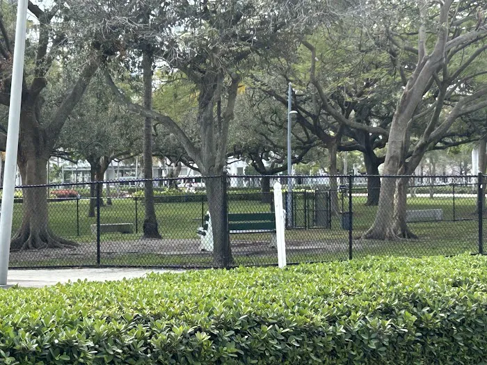 Dog park Young Park 2