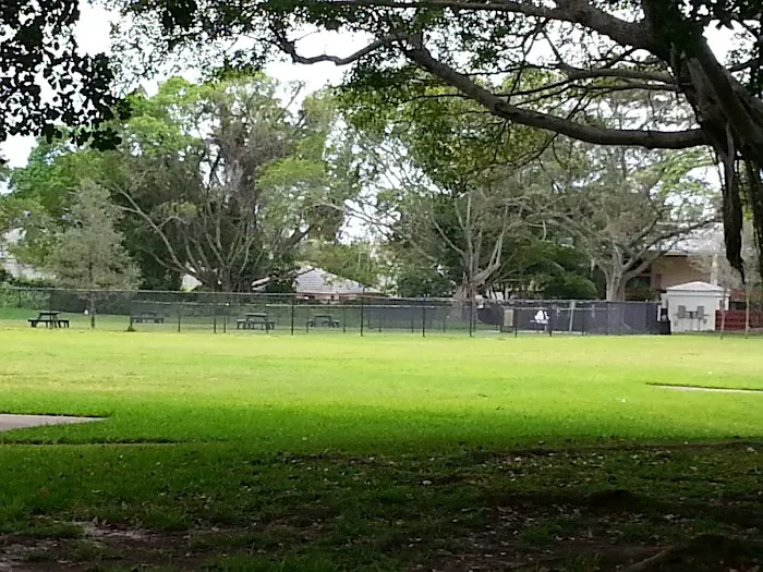 Emerald Hills Lakes Park & Dog Park 8