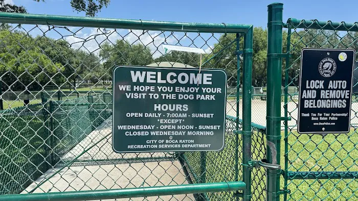 Mizner Bark Dog Park 9