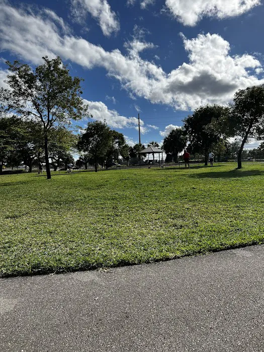 Lake Woof Dog Park 4