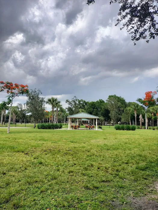 Cinquez Park 3