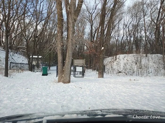 Woodview Off-Leash Dog Area 3