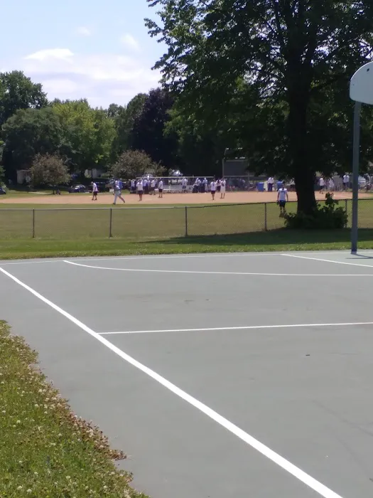 Lions Park with Dog Park 2