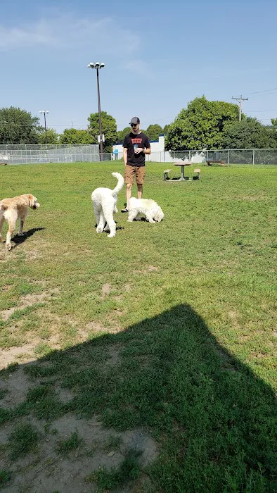 4 Paws Dog Park 2